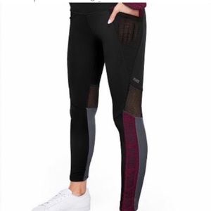 Pink Victoria’s Secret Ultimate Leggings Yoga Pants Size Medium
